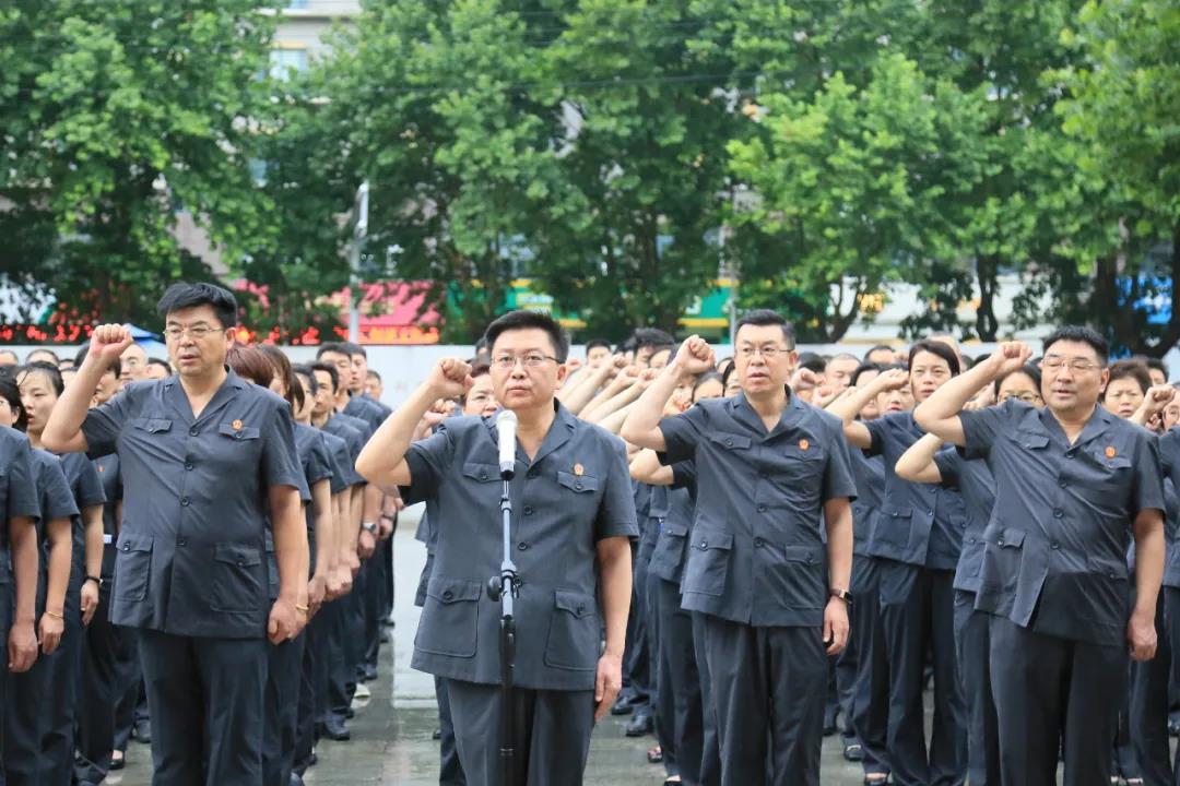 竞技游戏